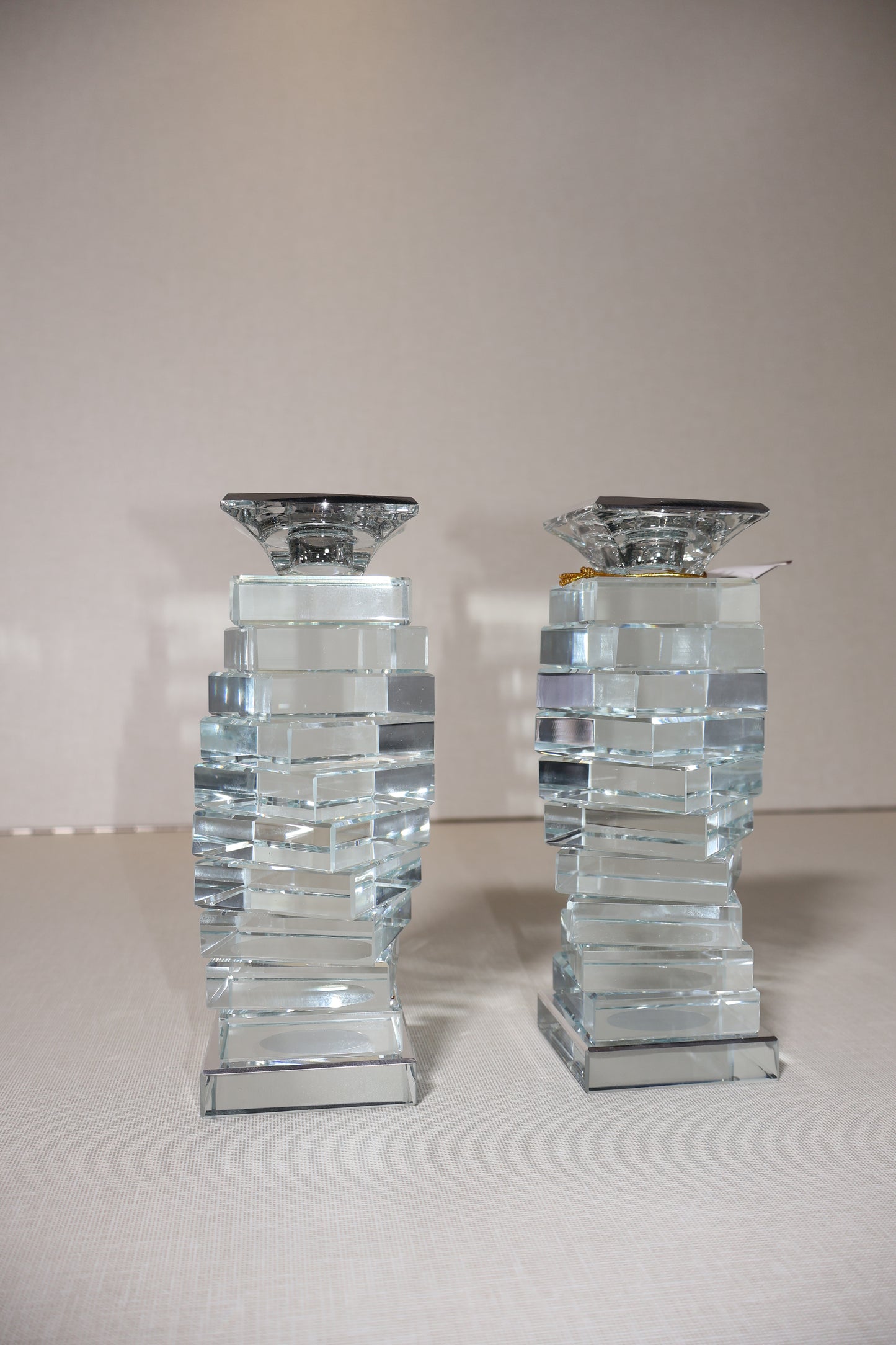 זוג פמוטים מדורגים