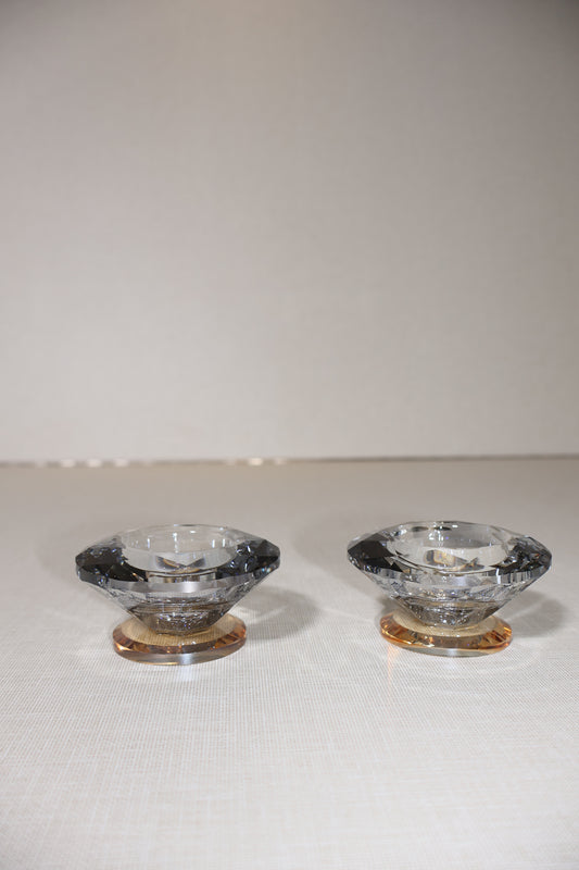 פמוטי קריסטל בעיצוב יהלום